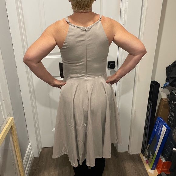 Lulu’s NWT medium dress - Picture 5 of 7